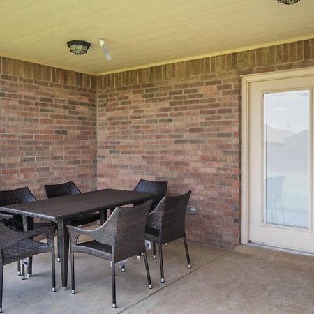Cheerful 3 Bedroom Home, King Bed, 10 Min From Palo Duro Canyon, Fireplace, Washer Dryer Ngoại thất bức ảnh